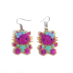Microchaquira earrings : Huichol