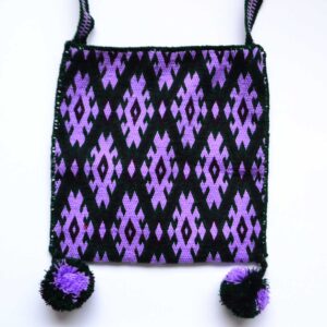 Bolsa de arte Huichol com forro.
