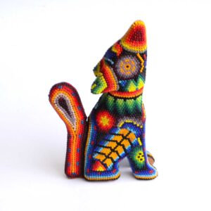 Huichol-Kunstwolf